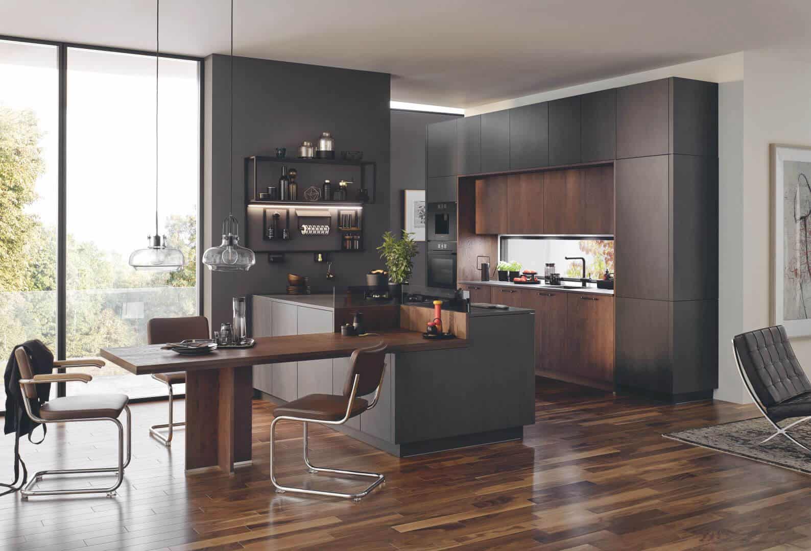Bauformat Design Inselküche schwarz grifflos Echtholz mit Tisch