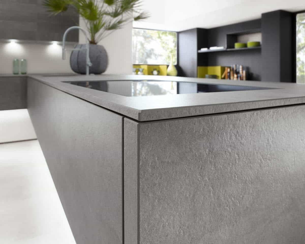 Alno-Kuechen-in-Betonoptik-grifflos-Designkueche