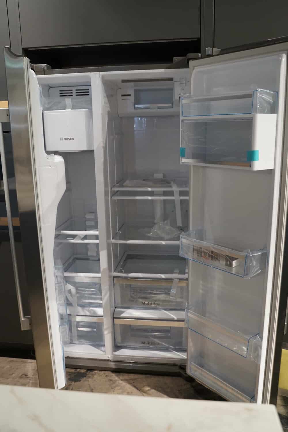 Design Küche mit Bosch Kühlschrank