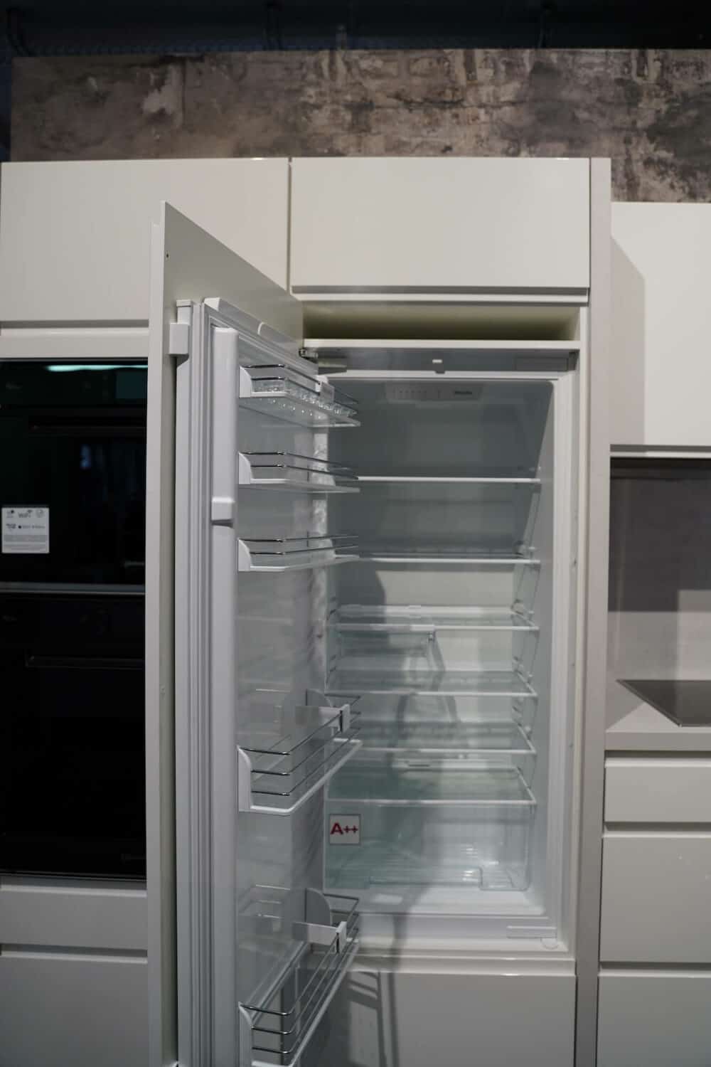 L form Design Küche kühlschrank