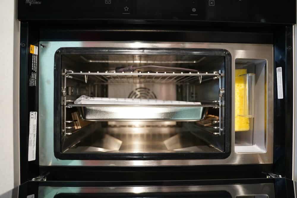 L form Küche hochglanz front Backofen