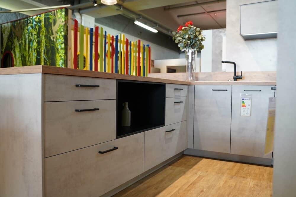 U Küche form Moderne Beton Optik mit Sitztheke