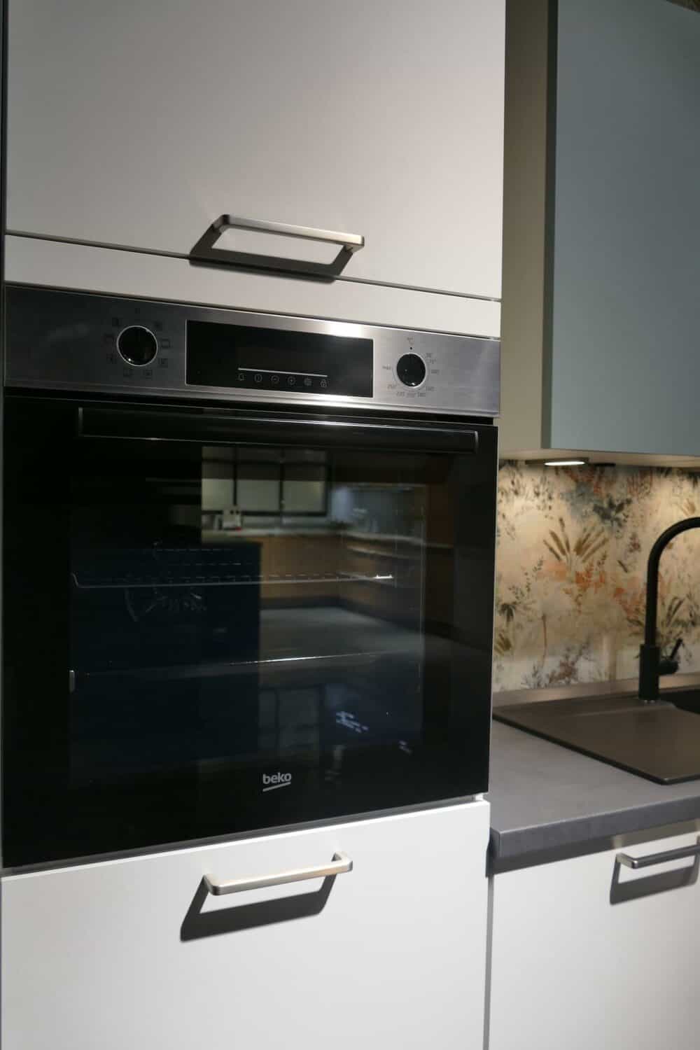 Backofen Nobilia L-Küche modern
