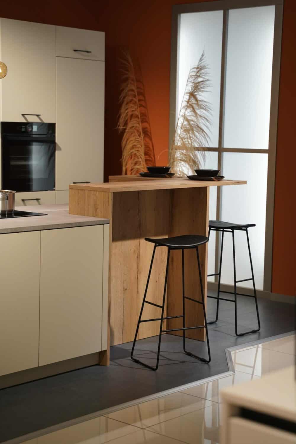 Ballerina Design Insel Küche mit Sitztresen