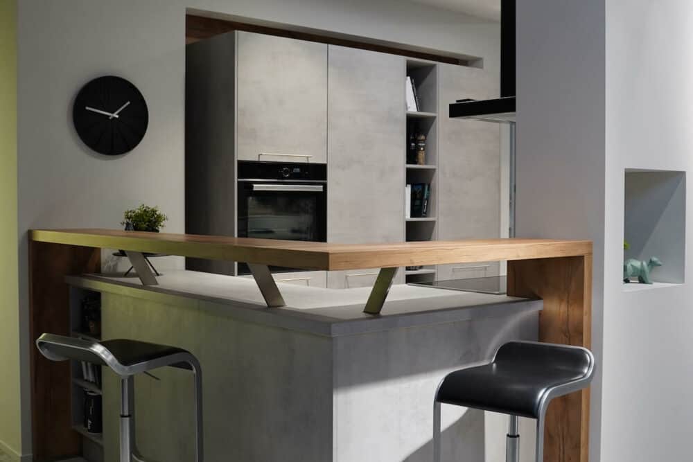 Esstresen Holz Nobilia U-Küche beton grau