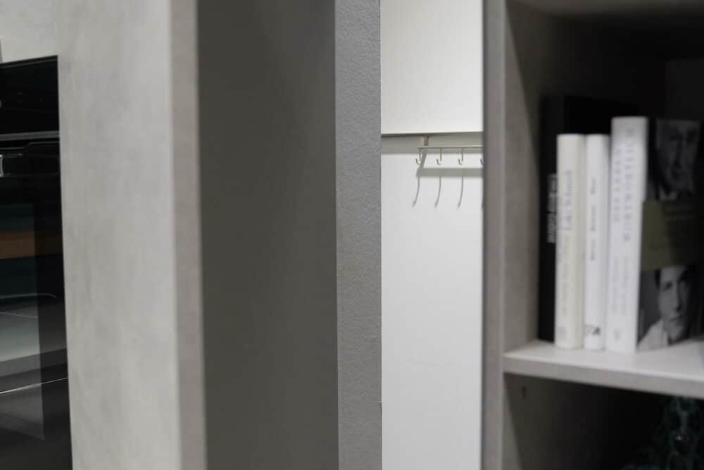 Hauswirtschaftsraum Nobilia U-Küche Beton steingrau