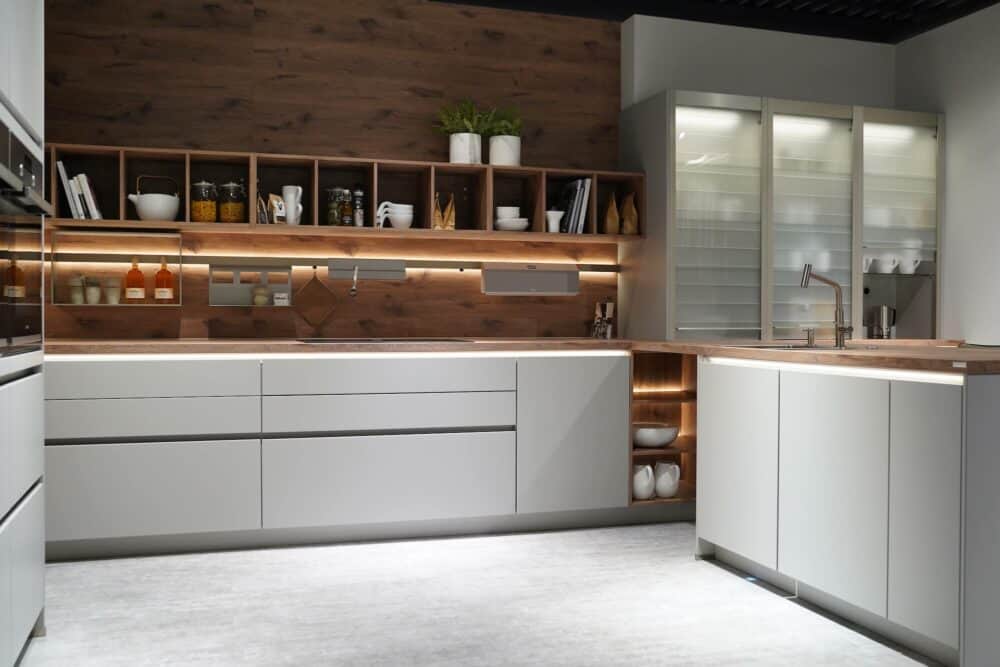 Nobilia Designküche Lack steingrau Fronten