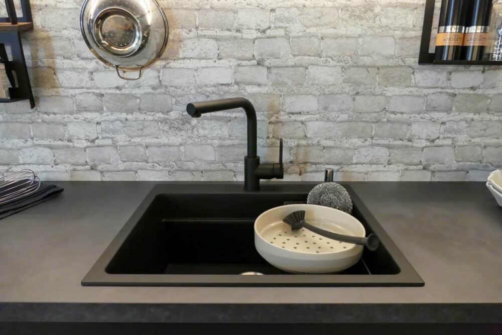 Schwarze Granit Spüle Küchenzeile