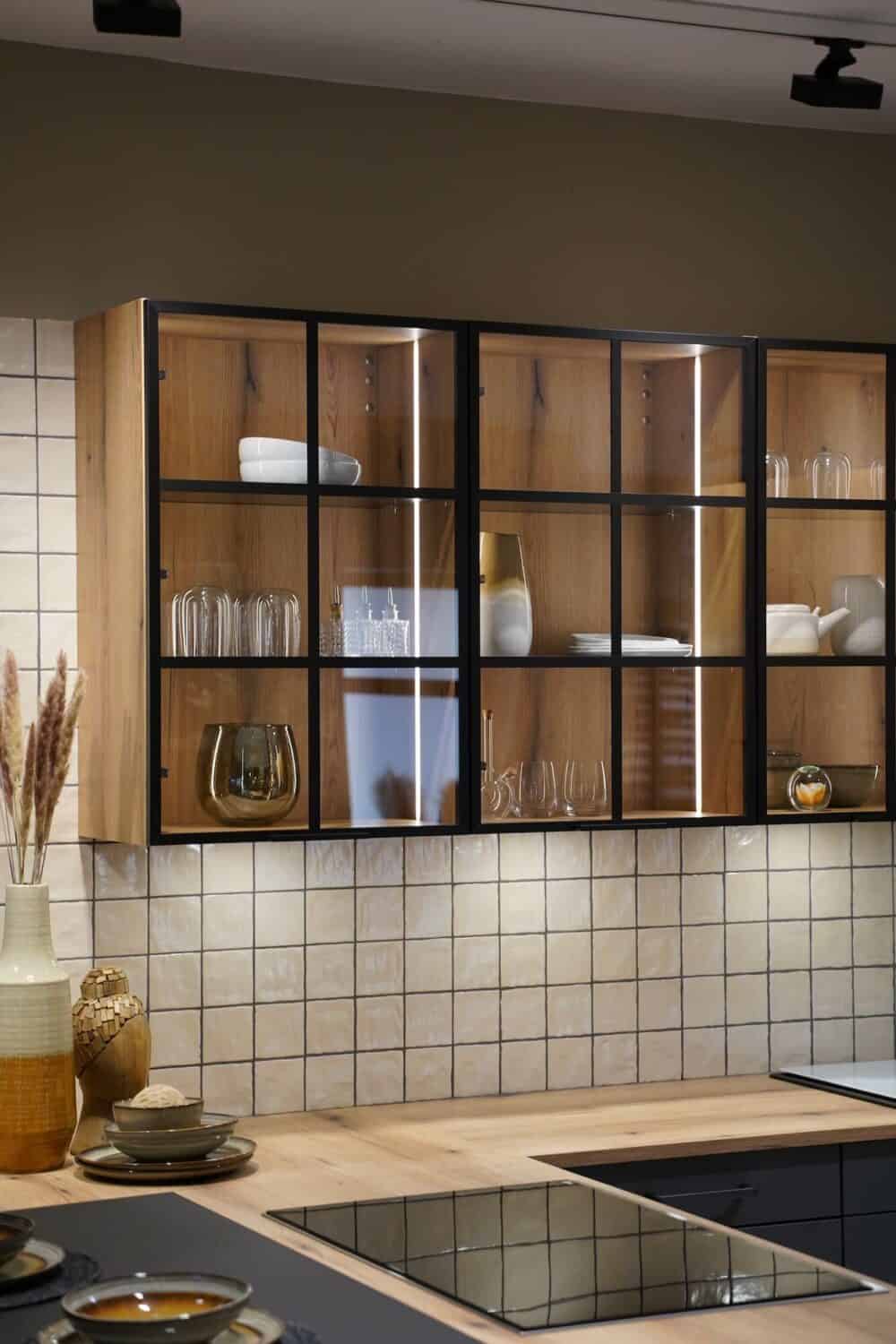 Glas Oberschränke Eiche mit Metall Rahmen