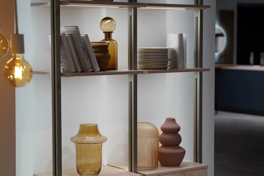 Wandschrank mit Eiche Fronten