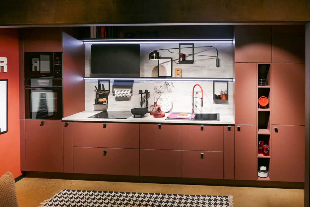 Bauformat Küchenzeile Quarz Rose Rückwand