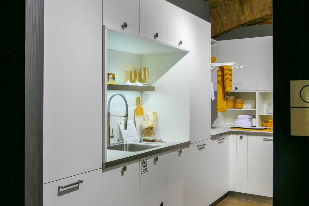 Hauswirtschaftsraum Bauformat moderne Inselküche Rhodos