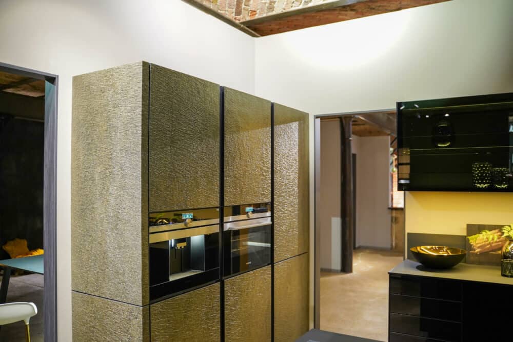 Wandschrank Elektrogeräte Bauformat Designküche mit Kochinsel
