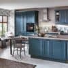 Nobilia Cascada blaue Landhausküche mit Kücheninsel