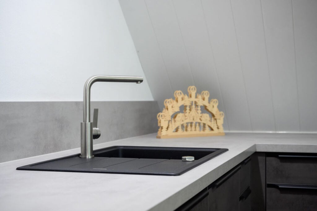 Franke Granit Küchenspüle schwarz mit Edelstahl Armatur